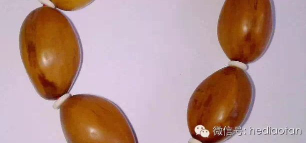 橄榄核雕养护“三防”经 防花点