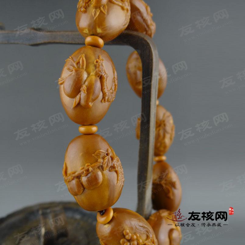 晓红 水果八宝手串橄榄核雕 细节