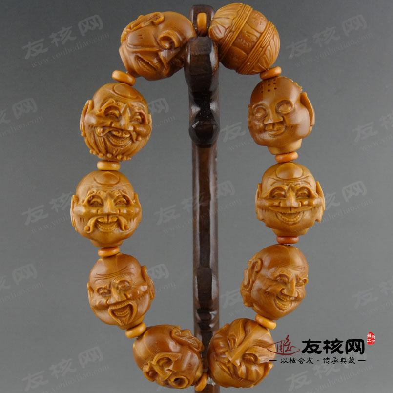 王晓星 双面十八罗汉手串橄榄核雕 背面