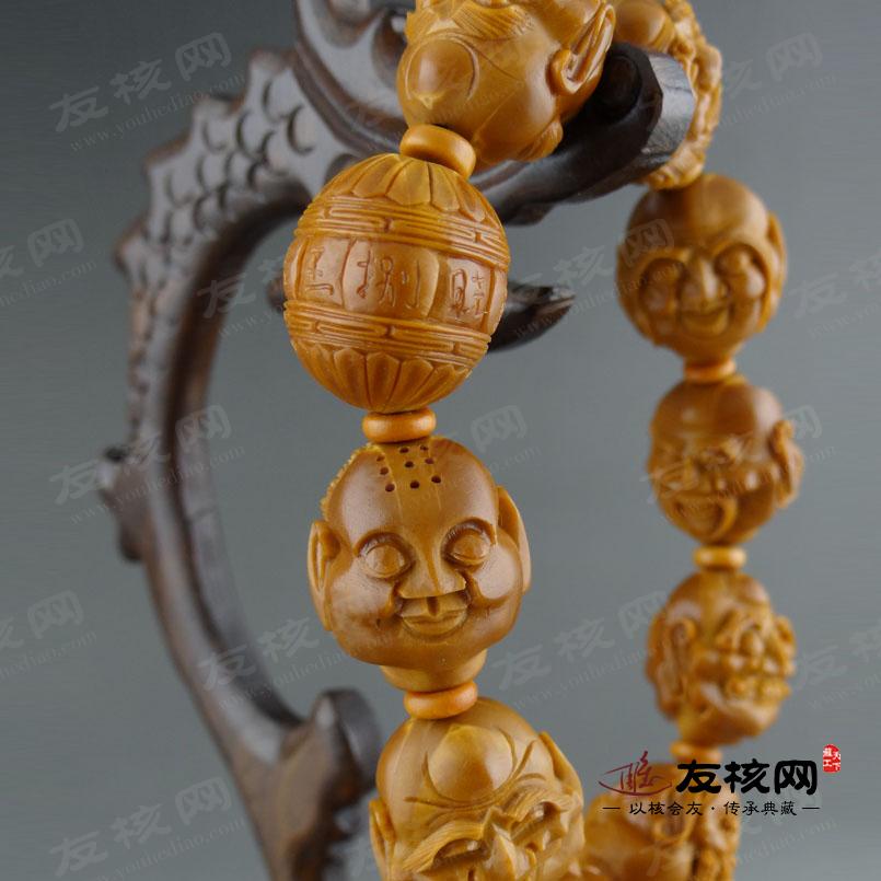 王晓星 双面十八罗汉手串橄榄核雕 落款