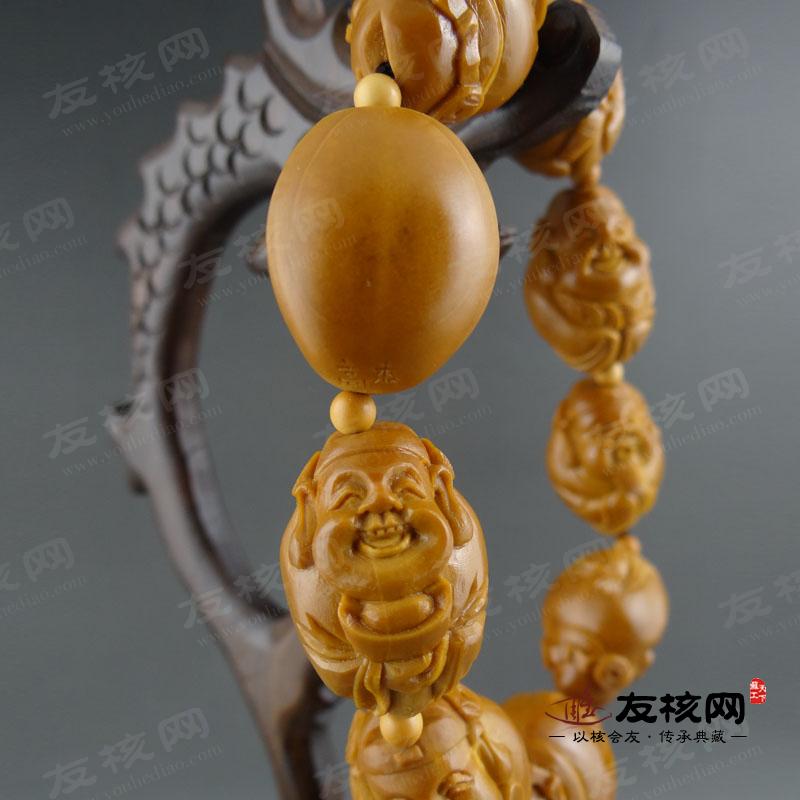 橄榄核雕 高杰 八大财神手串 落款