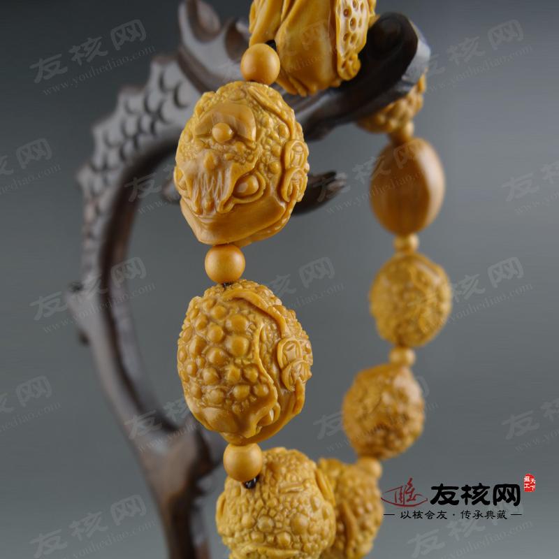 橄榄核雕文玩 郁松金蟾 手串 细节