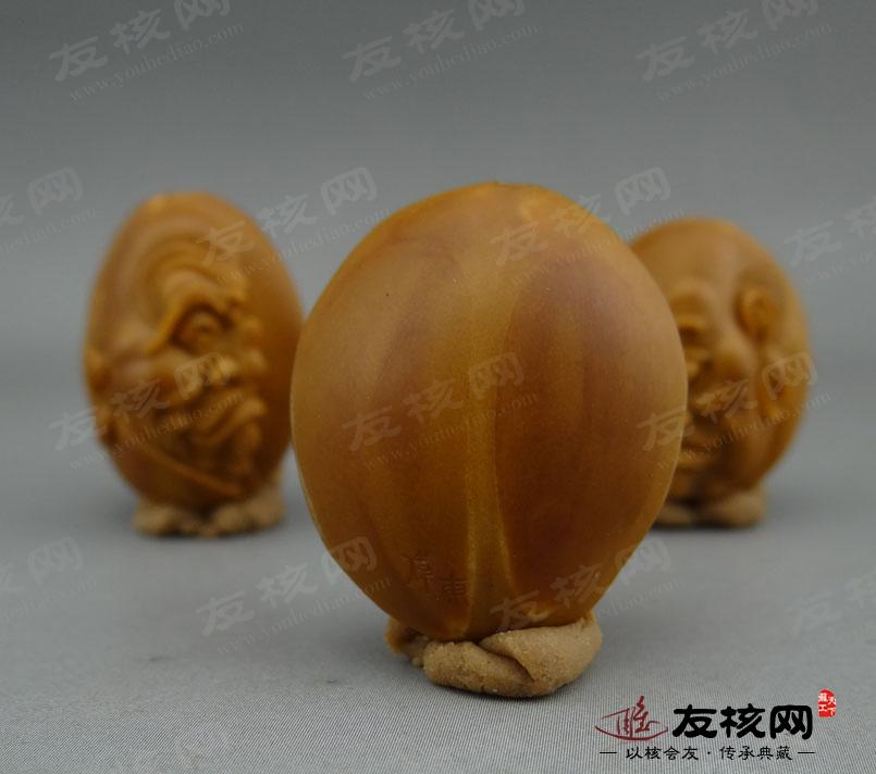 橄榄核苏工 虞伟东浮雕十八罗汉 落款